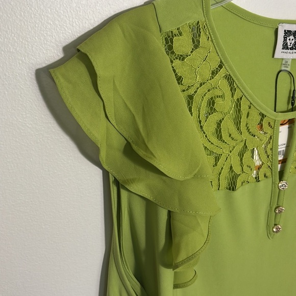Anne Klein Green Ruffled Blouse with Lace Neckline - Picture 4 of 5